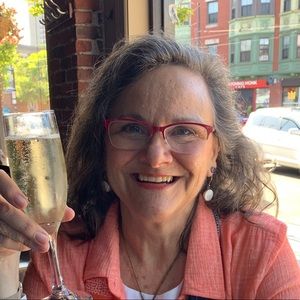 Meet your Posher, Debra